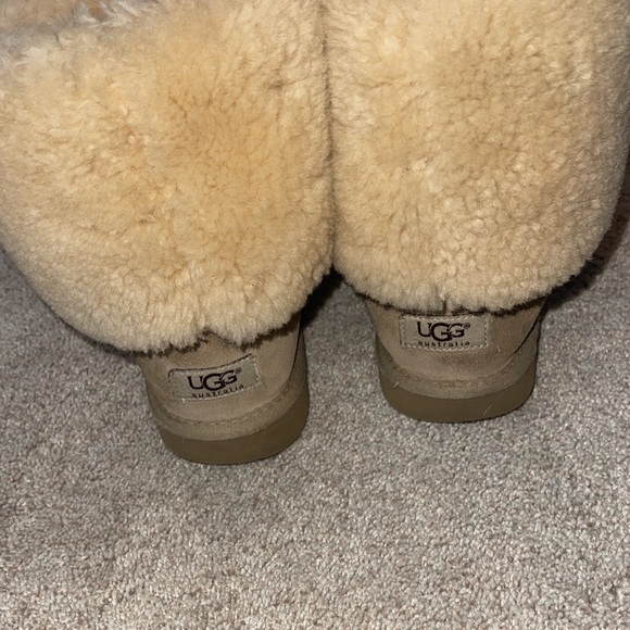 ugg boots - Picture 2 of 2